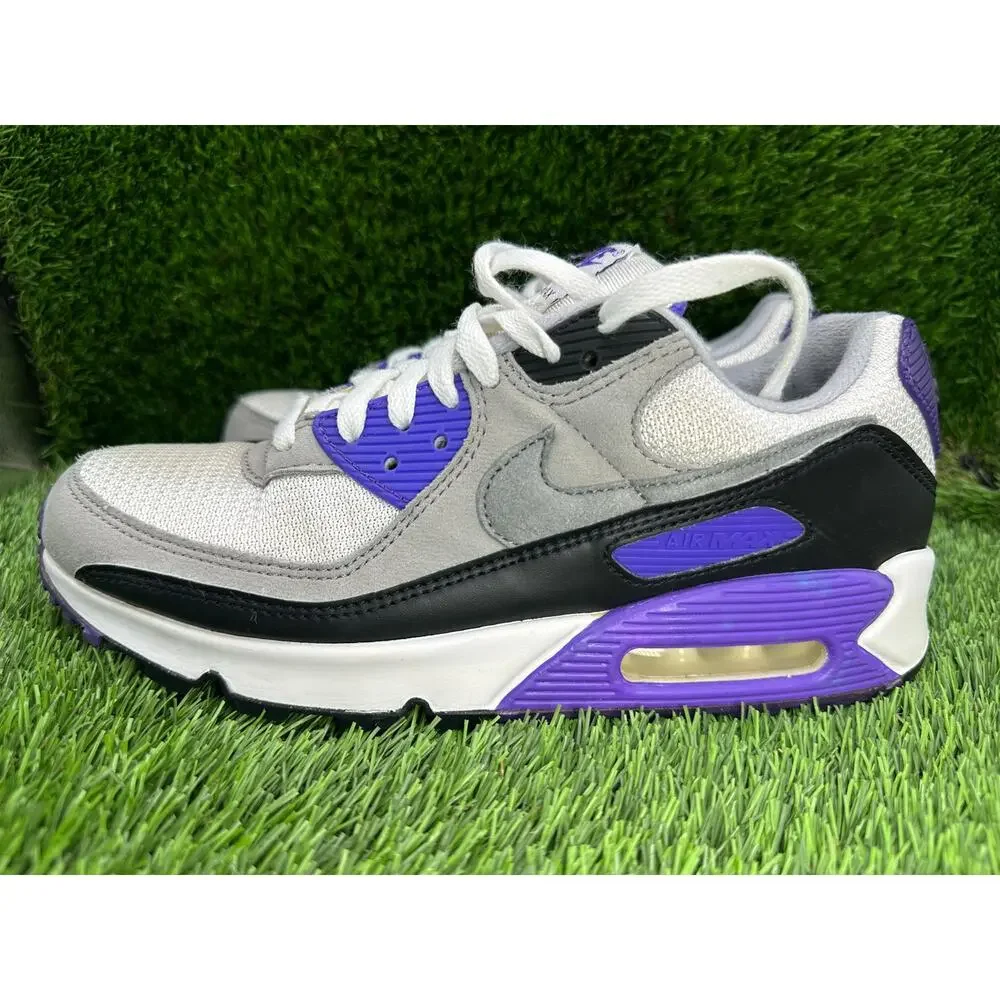 Nike Air Max 90 CD0490-103 Athletic Sneaker Women's 8.5 Gray Mesh Gym Cushioned